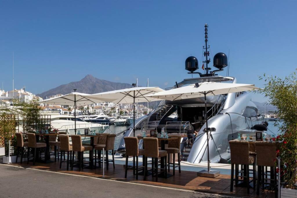 Puerto Banus Second Line, Luxury Apartement Марбелья Экстерьер фото