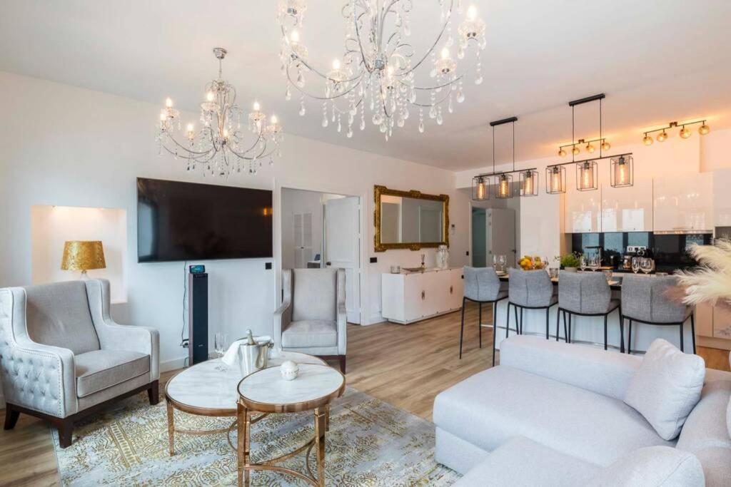 Puerto Banus Second Line, Luxury Apartement Марбелья Экстерьер фото
