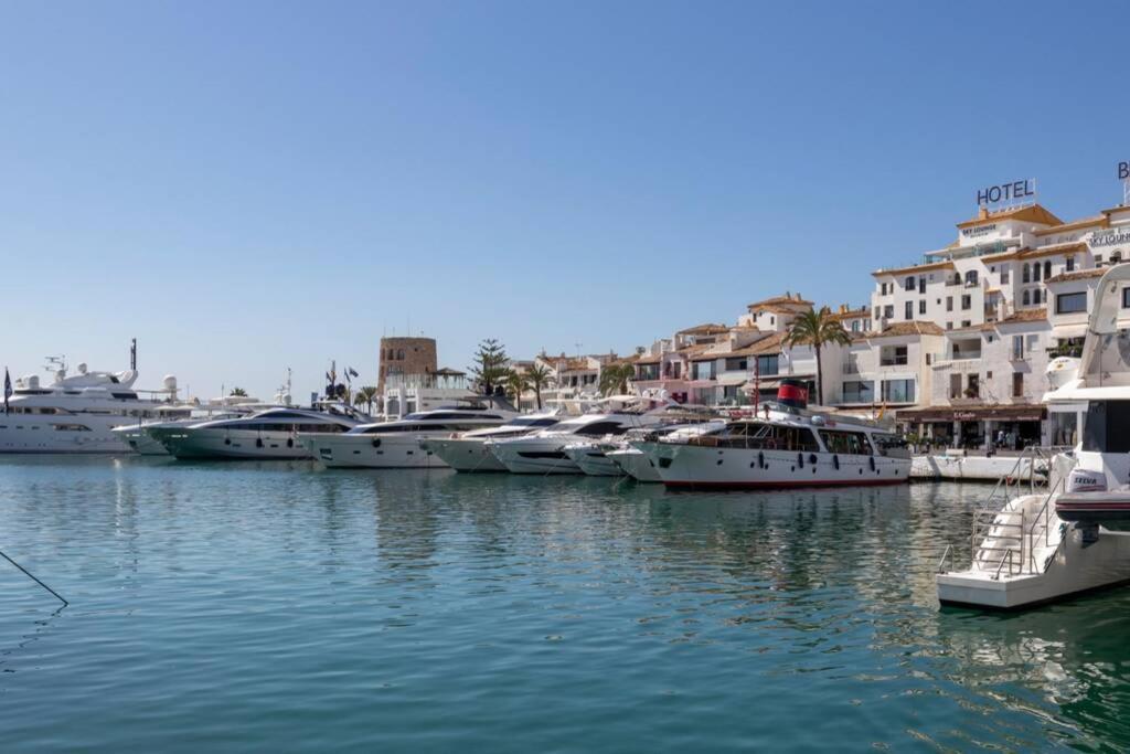 Puerto Banus Second Line, Luxury Apartement Марбелья Экстерьер фото
